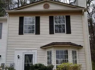 1070 Huntington Trce SE, Smyrna, GA 30082