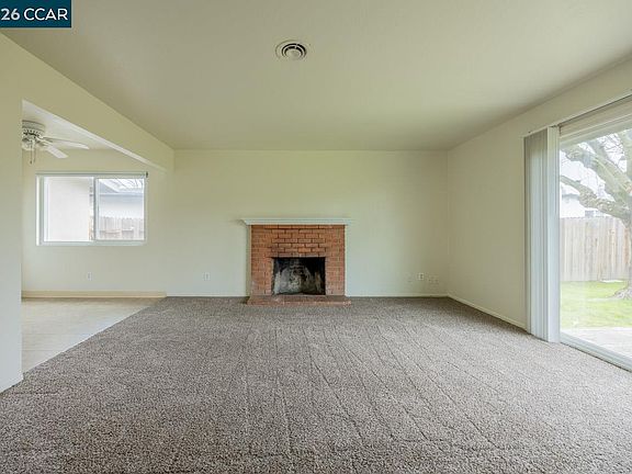 4th image of 1814 Wildwood Way