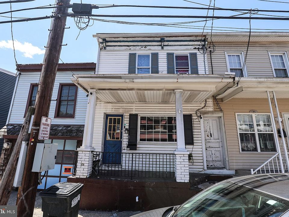 1st image of 413 North St