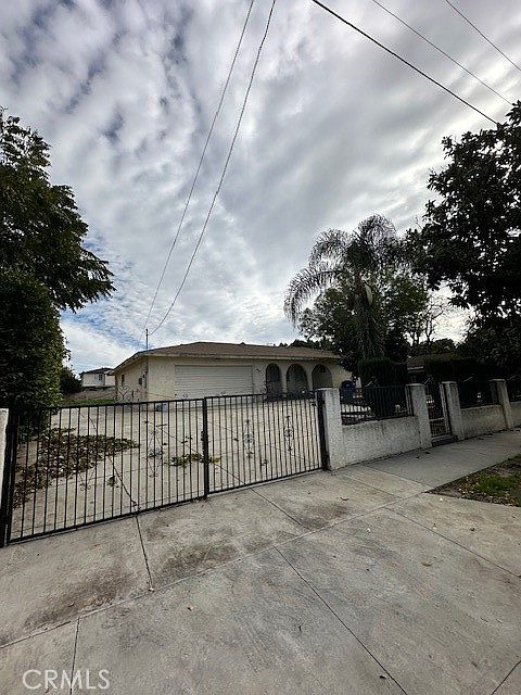 1st image of 9148 Willis Ave