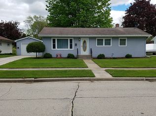 728 Lee Ave, BRILLION, WI