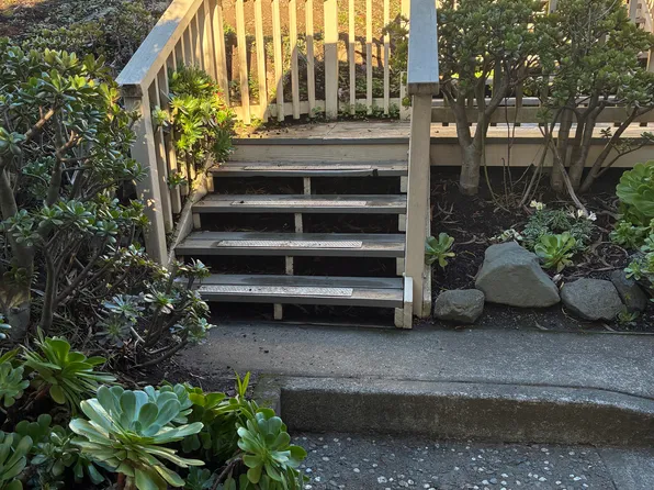 1520 Summit Rd, Berkeley, CA 94708