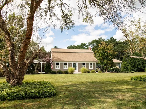 378 Winter St, Duxbury, MA 02332