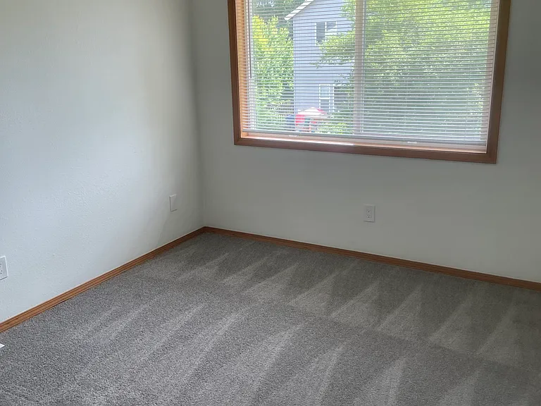 4264 SE Oak St — Photo 15
