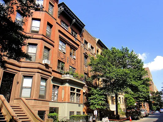 Rented by Balass Ralph, LREB | media 7