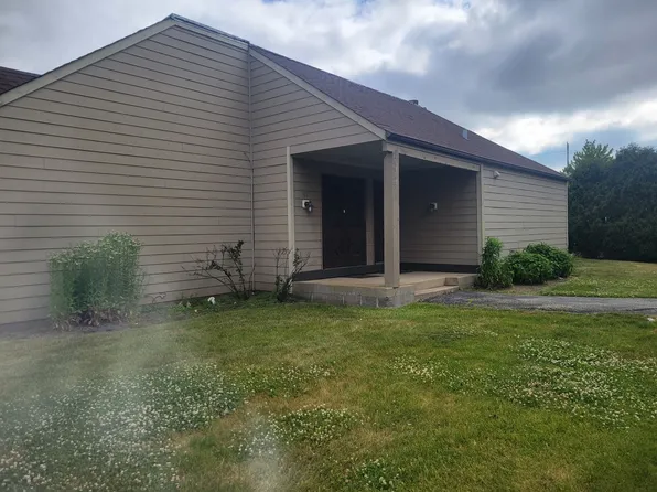 3309 Beacon St Unit 61, North Chicago, IL 60064
