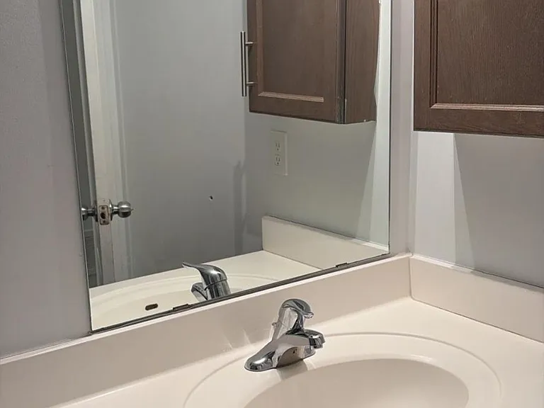 2484 Post Rd #7 — Photo 10