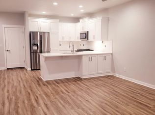 4055 SE Century Blvd, Hillsboro, OR