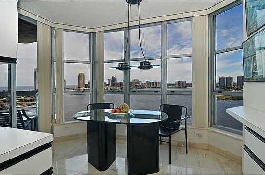 5th image of 3600 Mystic Pointe Dr Ph 18