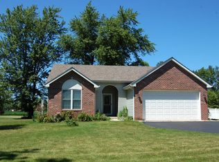 159 E 400 S, Valparaiso, IN 46383