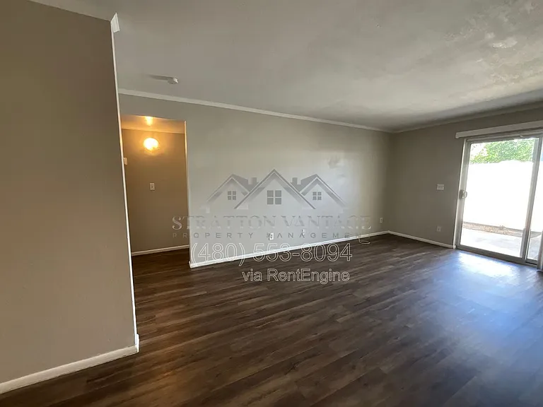 810 E Colter St #14 — Photo 14