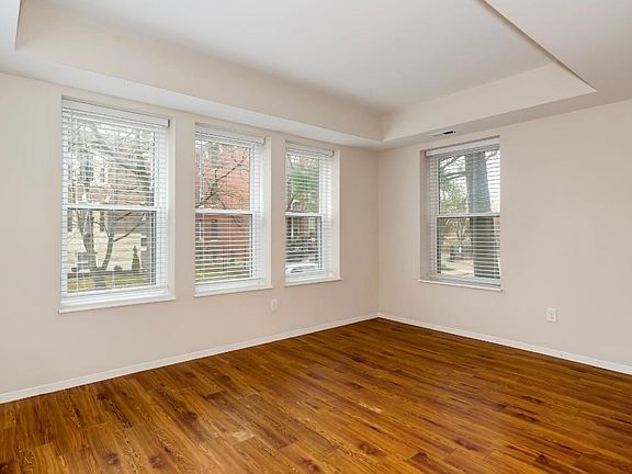 4th image of 5322 Savoy Ct