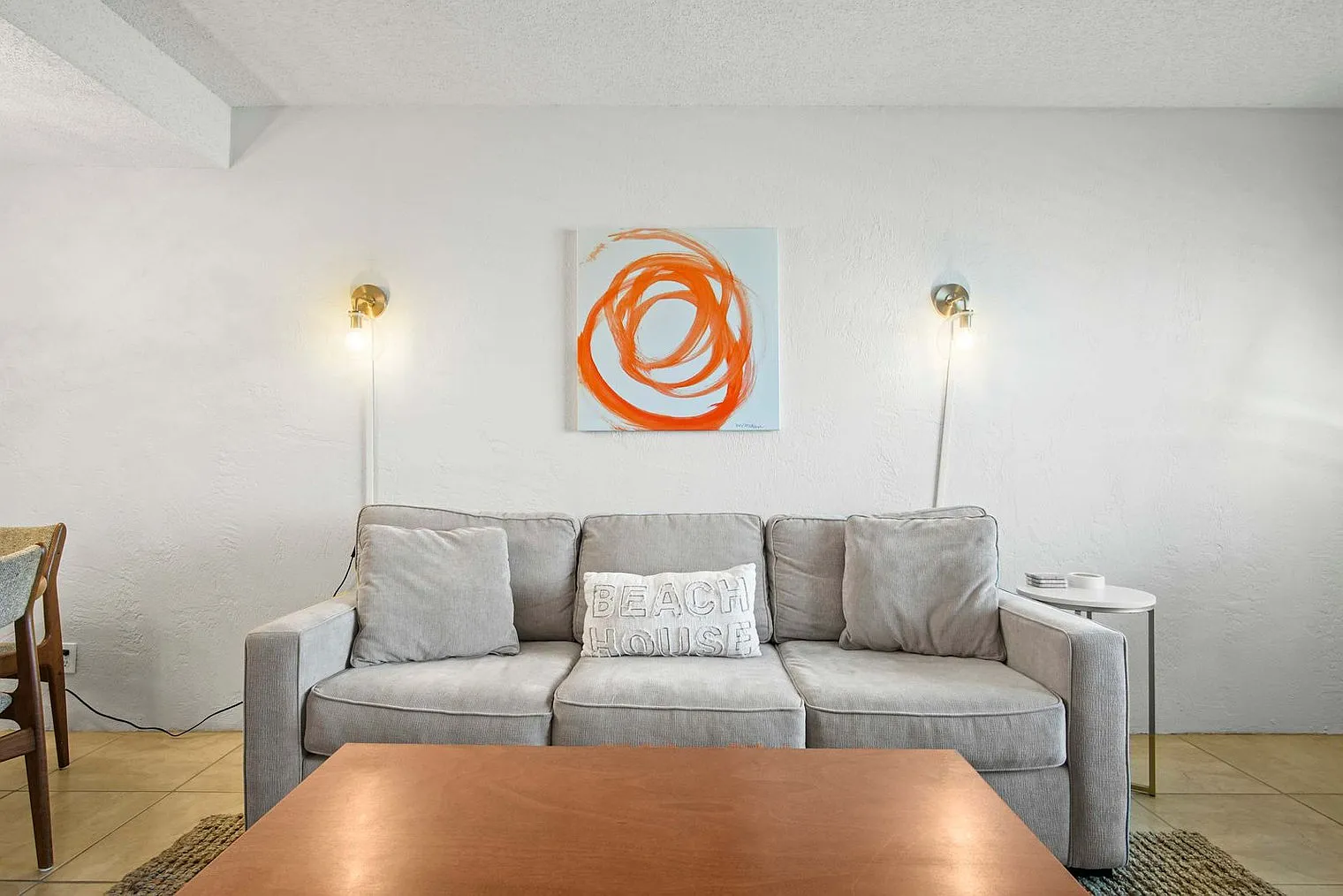 2 bed, 1.0 bath, 1054 sqft, $3,530 — Photo 3