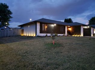 2423 W Swallow St, Springfield, MO 65810