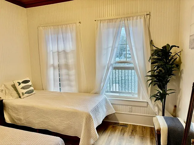 W350N5323 Road B #B — Photo 13