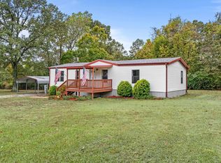 591 Sheid Rd, Norfork, AR 72658