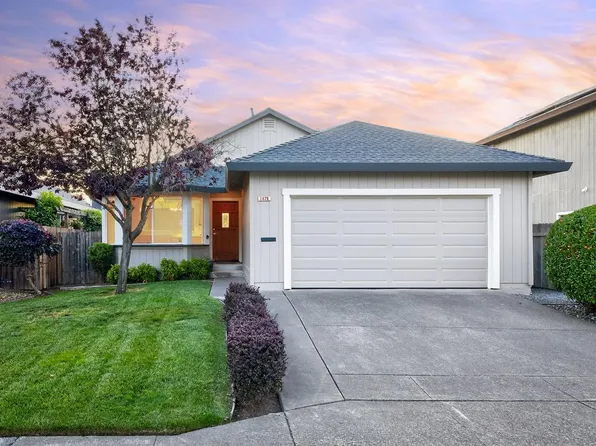 2429 Lemur Street, Santa Rosa, CA 95401