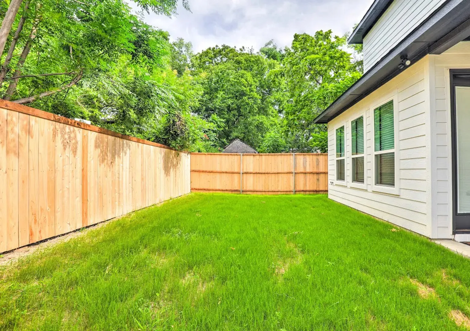 NEW! Chic & Spacious Dallas Getaway, 3 Mi to Dtwn! — Photo 4