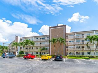 2030 Guildford Dr #B, Boca Raton, FL 33434