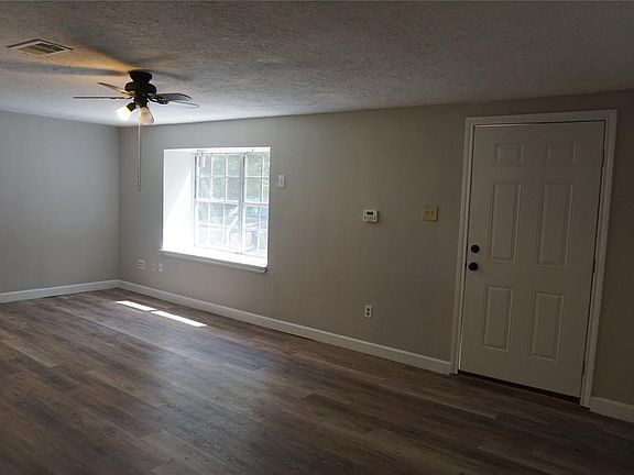 4th image of 4118 Scenic Dr