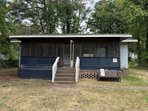 1307 Hemingway St, Myrtle Beach, SC 29577