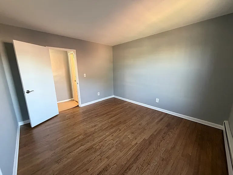 51 W Essex St #B — Photo 11