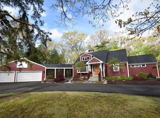 11 Morse Rd, Wayland, MA 01778