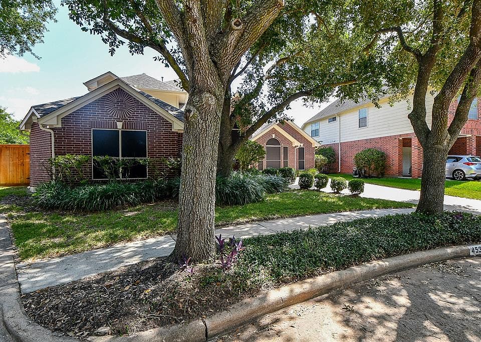 1st image of 4530 Connies Court Ln