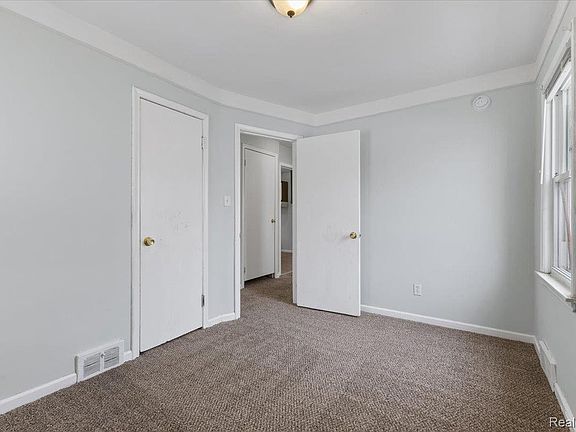 5th image of 11430 Minock St