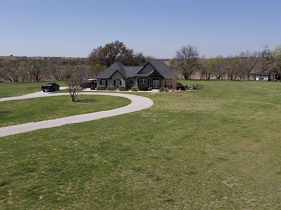 4th image of 265 Lake Point Rd