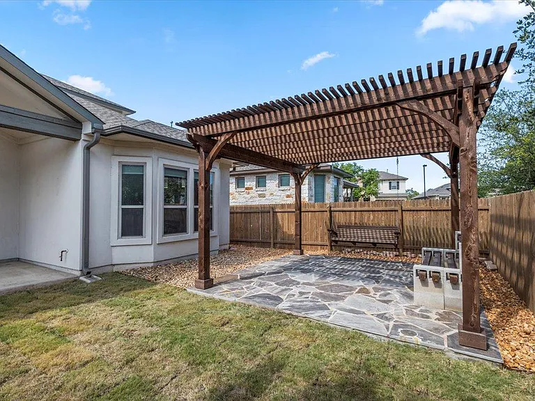 6717 Vicenza Dr — Photo 39
