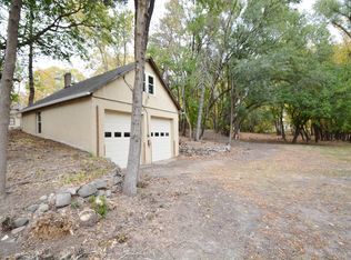 2105 Hopkins Xrds, Minnetonka, MN 55305