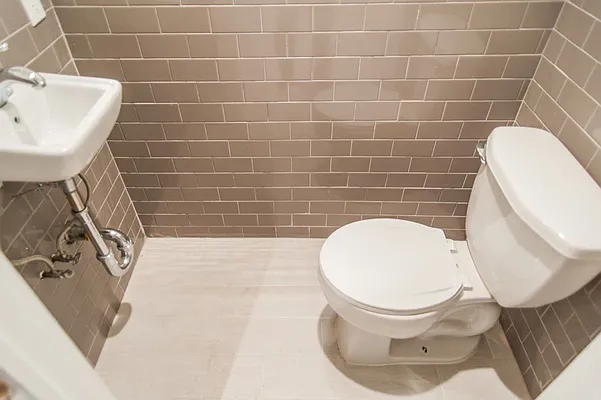 Rented by Nooklyn NYC LLC | media 40