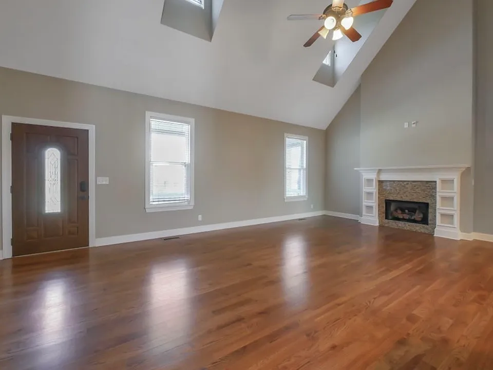7930 Burgundy Cir #94