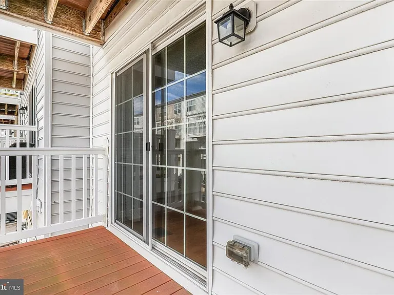 15221 Leicestershire St — Photo 15