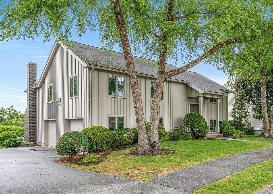 24 Crystal Dr, Stoneham, MA 02180 Zillow