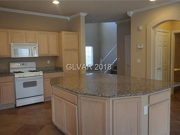 3rd image of 10828 Bozzolo St