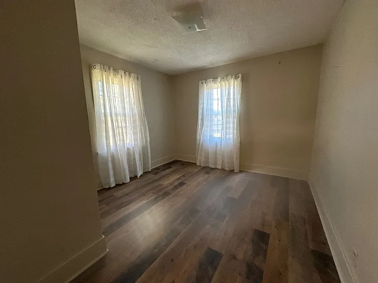 2309 S Malin Rd — Photo 13