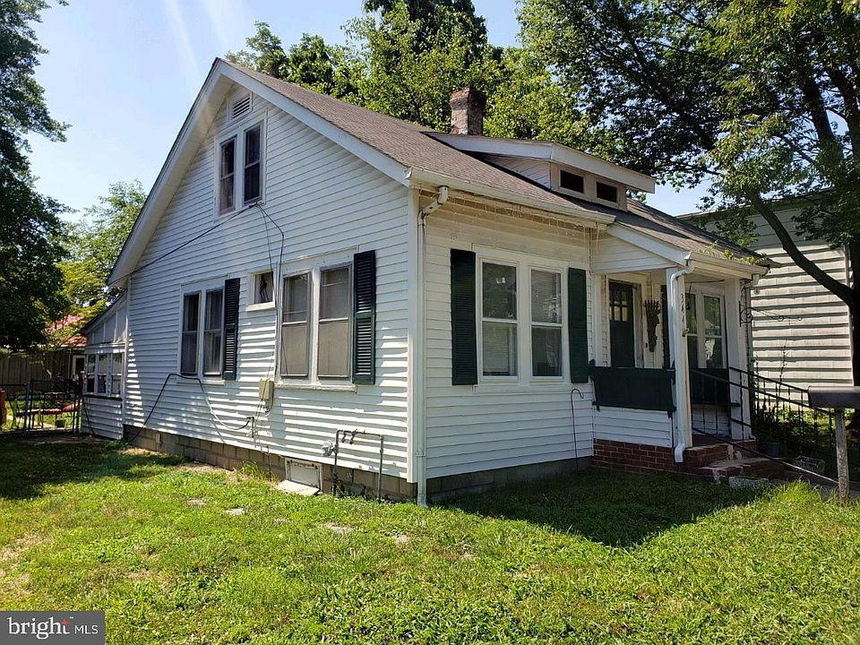 2nd image of 344 N Governors Ave
