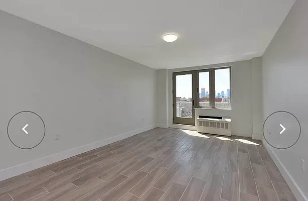 Rented by Metropolis International Realty Inc. | media 16
