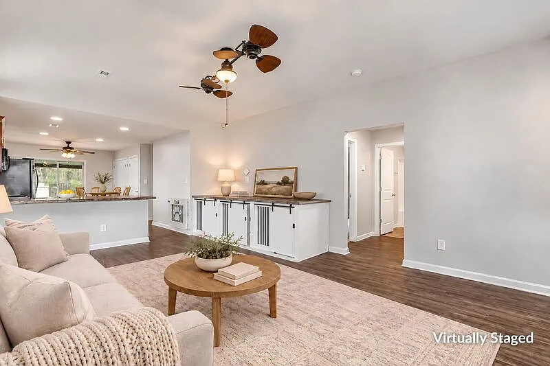 3 bed, 2.0 bath, 1325 sqft, $1,525 — Photo 3