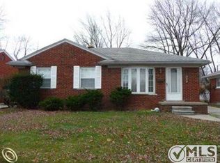 22918 Colony St, Saint Clair Shores, MI 48080