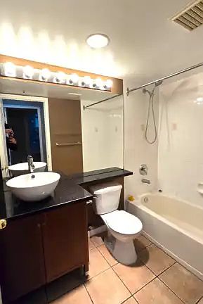 3rd image of 888 Pacific St #1005