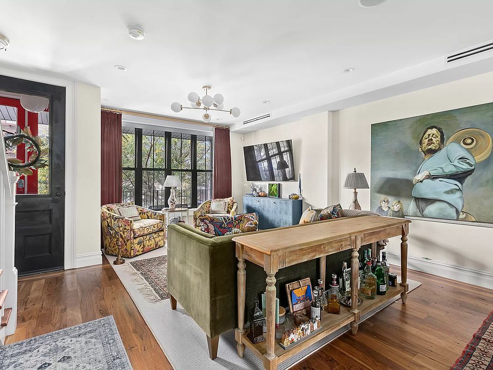 1st image of 551 Saint Marks Ave