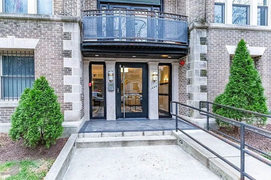 Building Photo - 1440 Columbia Rd NW #303