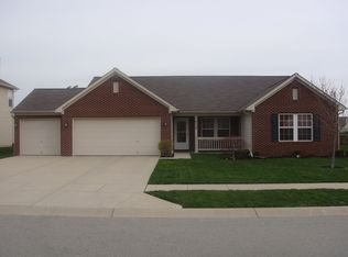 6110 Green Glade Dr, Whitestown, IN 46075
