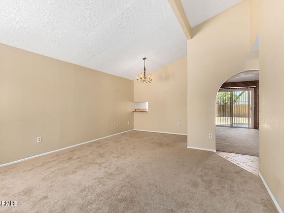 5th image of 2943 E Gable Cir