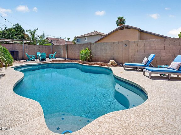 5th image of 2553 E JASPER Drive