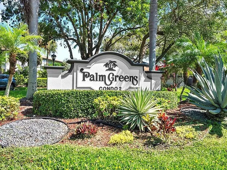 13921 Royal Palm Ct #D — Photo 28