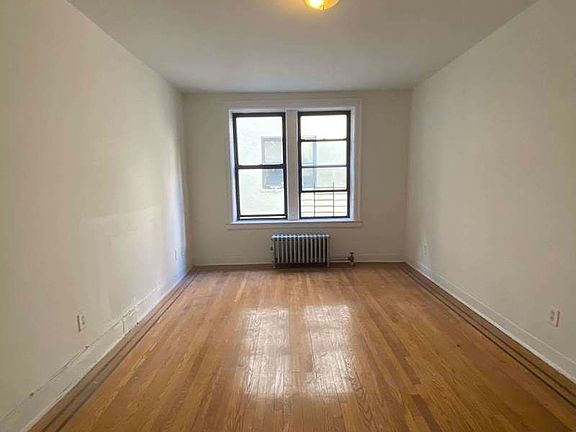 3rd image of 28-08 35th St #3